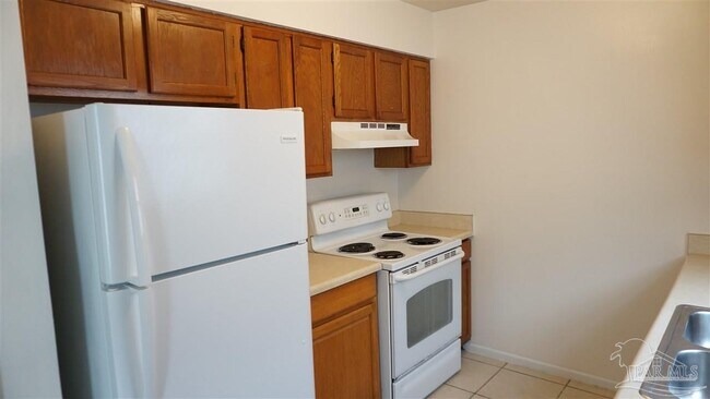 Building Photo - 1474 S Fairfield Dr