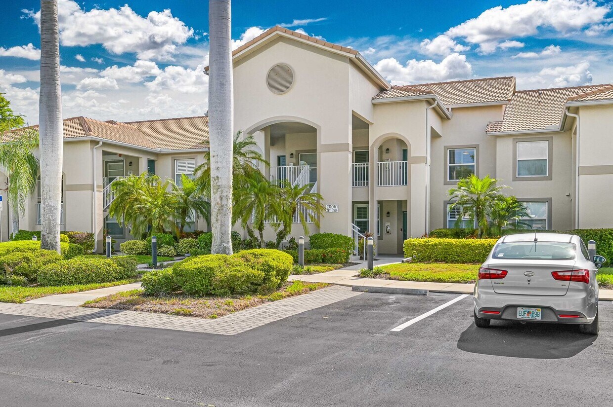 Primary Photo - ** 2Bed/2Bath - Turnkey Condo in Bella Ter...