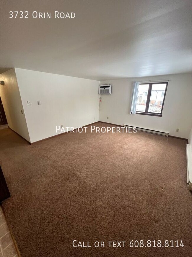 Foto del edificio - 1 bed/1 bath plus den in Madison, WI!