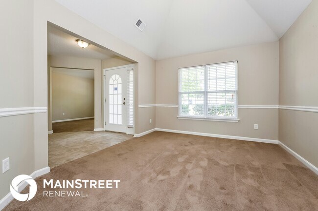 Foto del edificio - 400 Canoga Ct