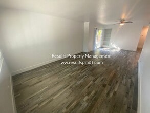 Building Photo - 7865 Mariposa Ave