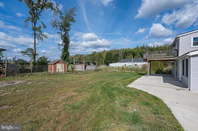 Building Photo - 1979 US-206