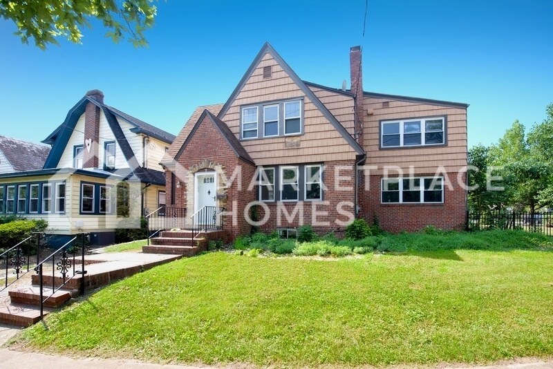 Foto principal - 7 Abernethy Dr