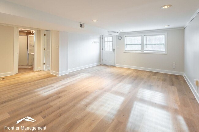 Foto del edificio - 1112 Woodland St