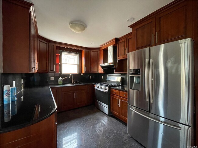 Foto del edificio - 69-56 197th St