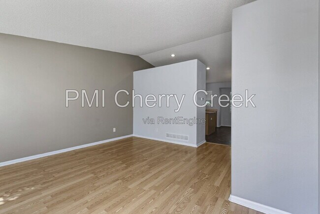 Foto del edificio - 21494 E Crestline Ln