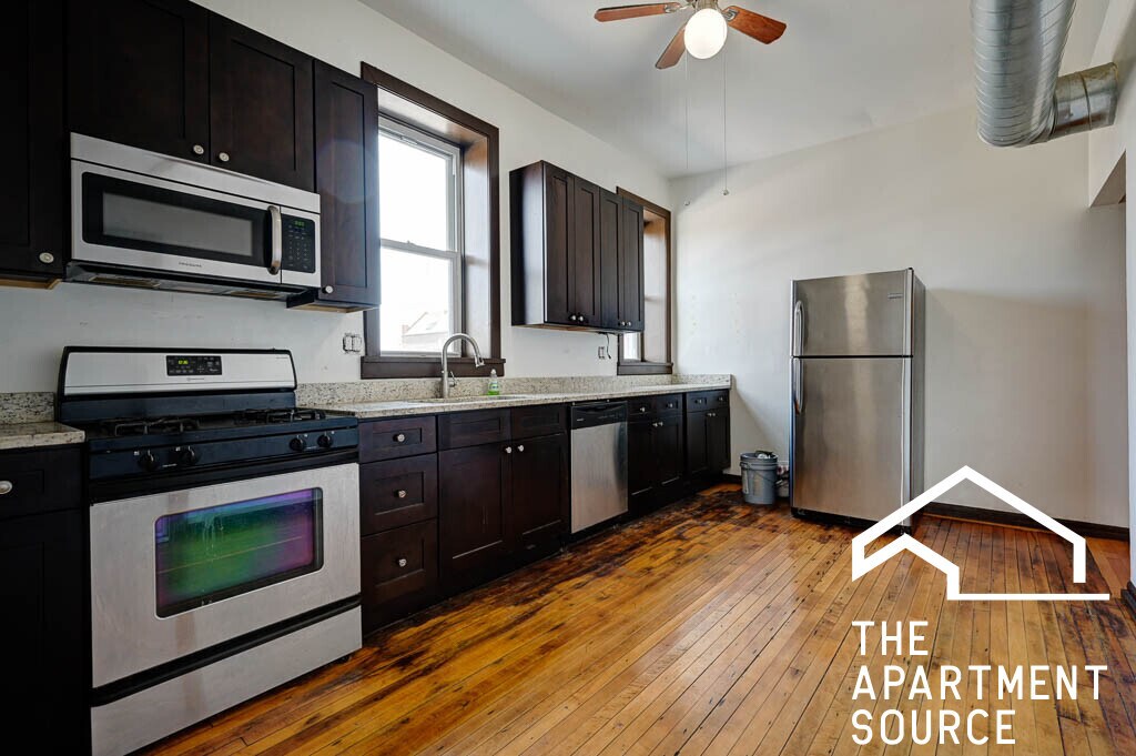 Foto principal - 3119 S Morgan St