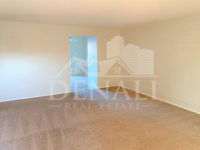 Foto del edificio - 3510 E Ludlow Dr
