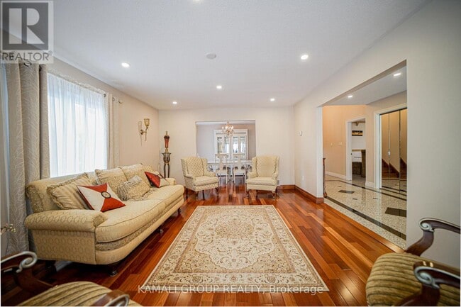 Building Photo - 38 Spruce Ave