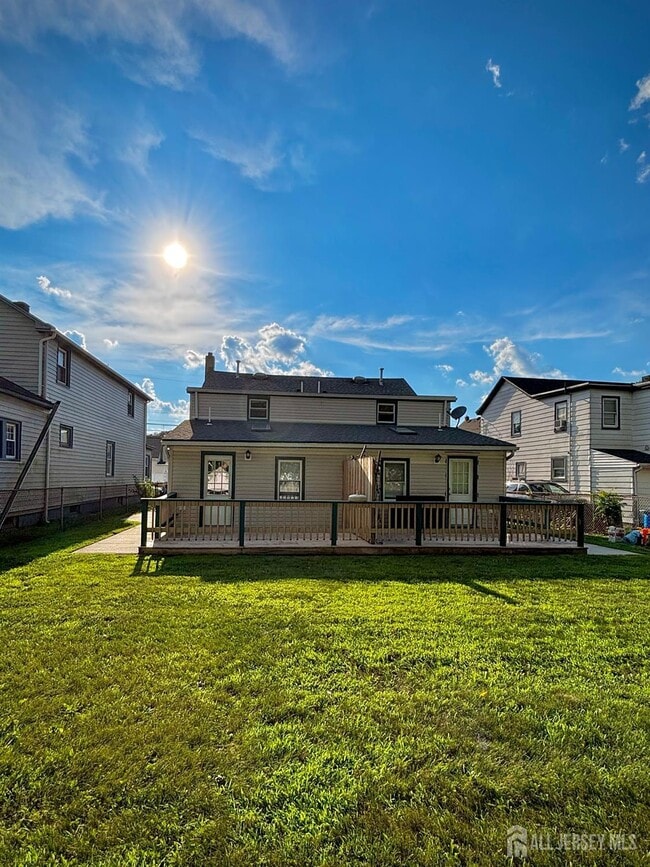 Building Photo - 287 Raritan St
