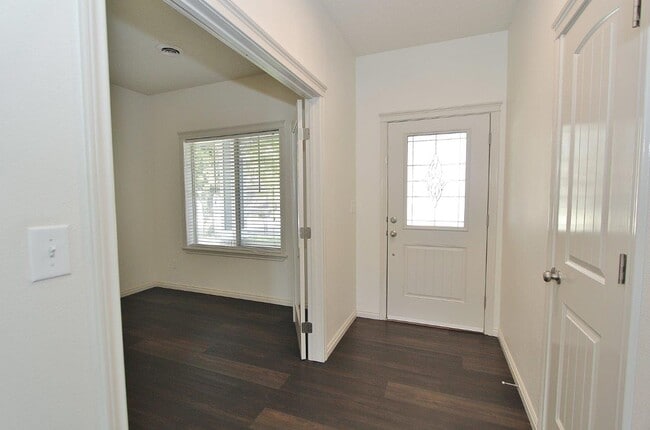 Building Photo - 2047 S Ice Bear Way