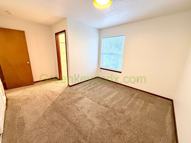 Photo - Muliti-level 2 Bedroom 2 Bath Townhouse in St.Johns