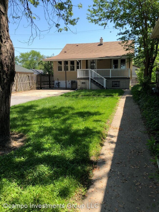 Building Photo - 4 br, 1.5 bath House - 609 Hirsch Ave.