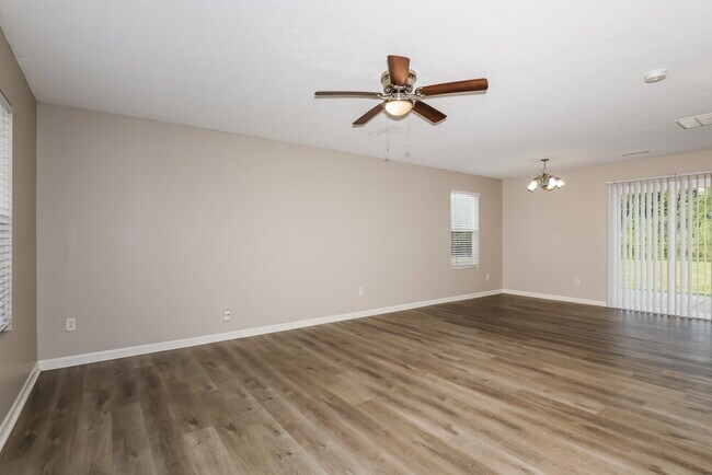 Building Photo - 8138 Fisher Bend Dr