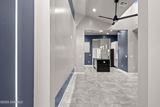 Foto del edificio - 4358 Capistrano Ave