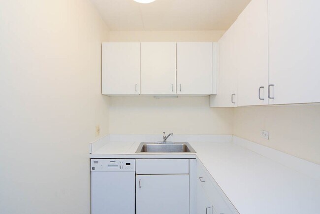 Foto del edificio - 622 W Wellington Ave