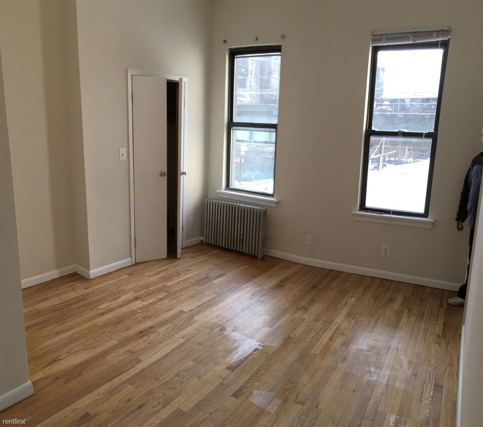 Foto del edificio - 531 E 13th St