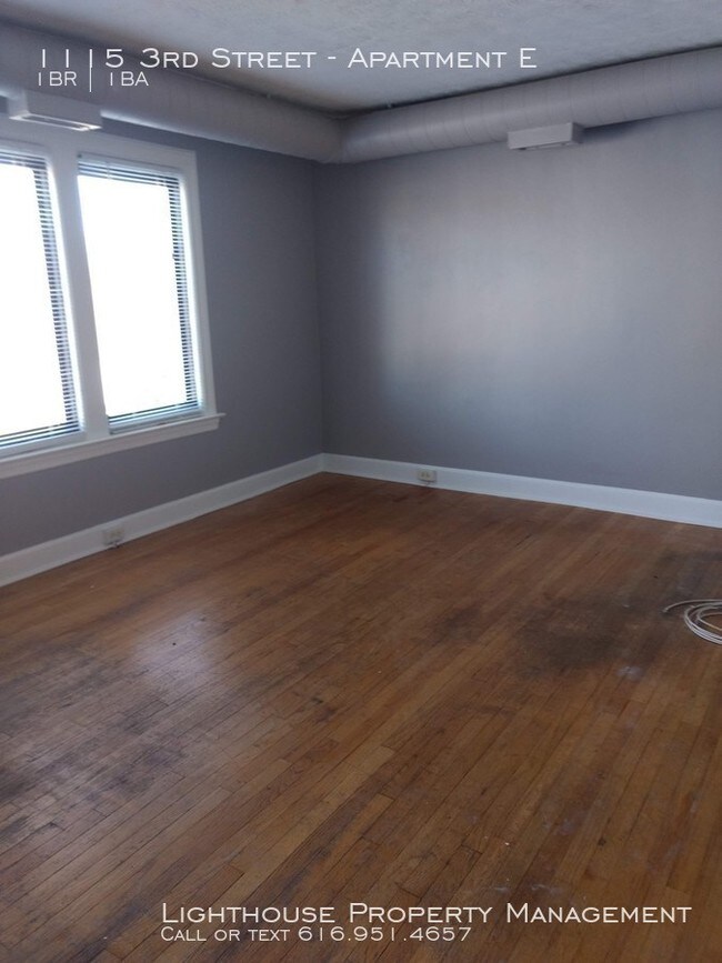 Foto del edificio - One Bedroom Apartment in Downtown Muskegon
