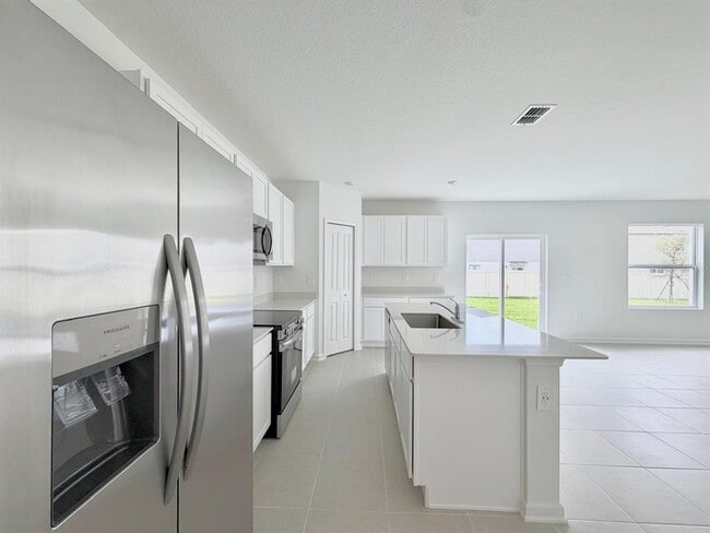 Foto del edificio - 3614 Hardman Dr