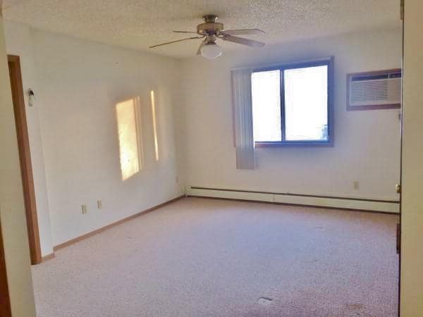 Building Photo - 1637 Aber Ave