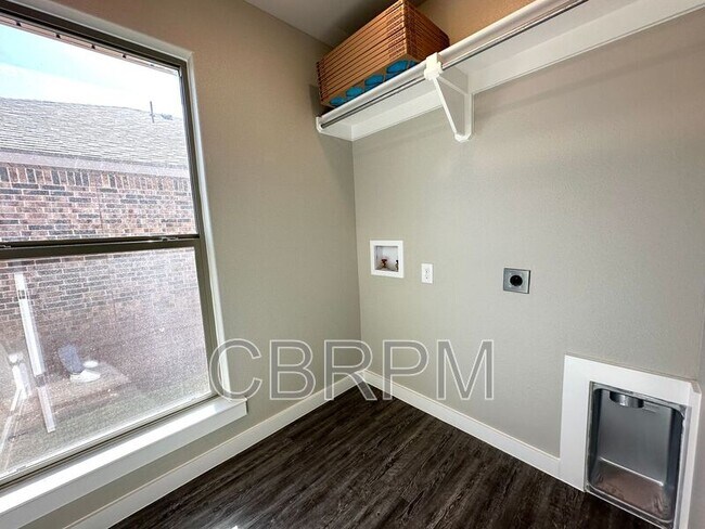 Foto del edificio - 1711 142nd St