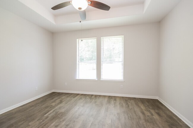 Building Photo - 13012 Stone Vly Wy