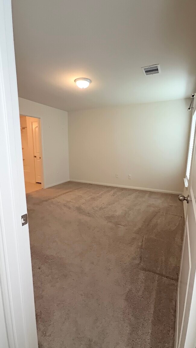 Building Photo - 22418 Threefold Ridge Dr