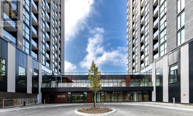 Building Photo - 3071 Trafalgar Rd