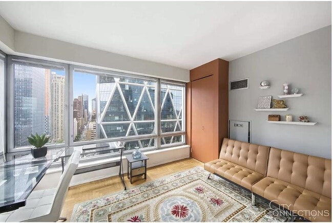 Building Photo - 301 W 57th St