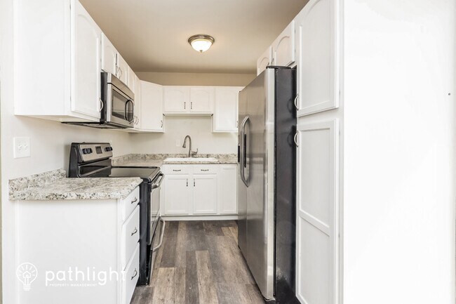 Building Photo - 4309 S Chamberlin, Colorado Springs, CO, 8...