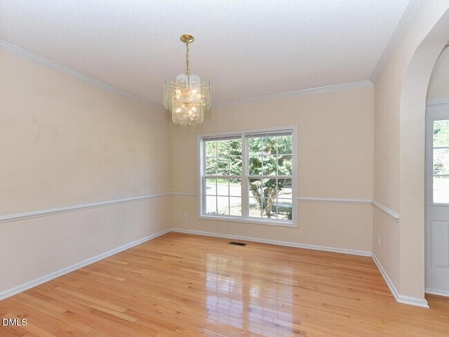 Foto del edificio - 406 Somersview Dr