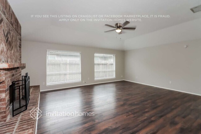 Foto del edificio - 2785 Glen Haven Dr