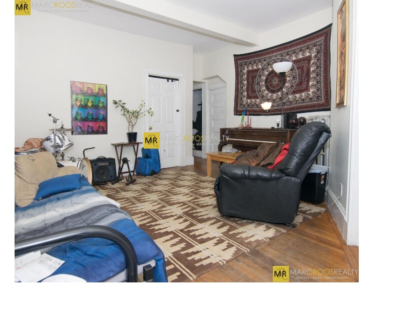 Primary Photo - 14 Quint Ave