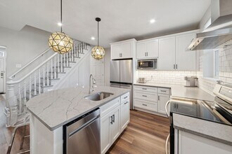 Building Photo - 91-93-93 S 9th St