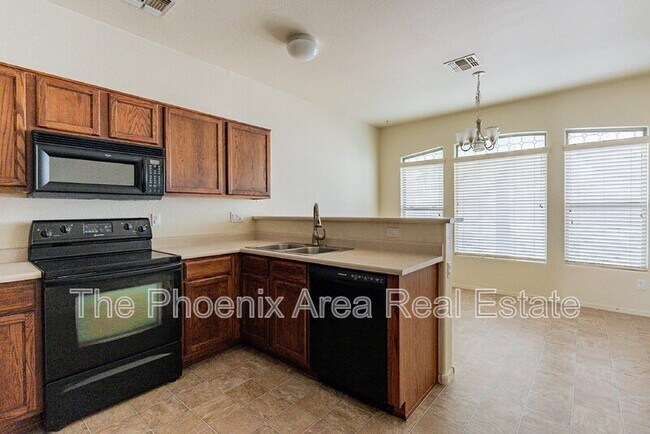 Foto del edificio - 2600 E Springfield Pl