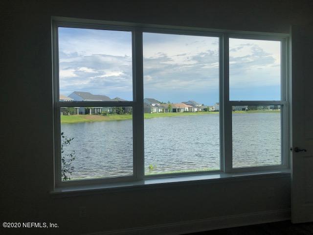 Foto del edificio - 367 Vista Lake Cir