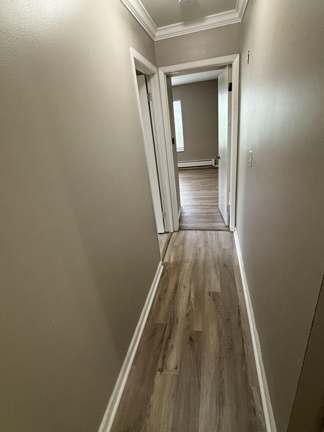 Hallway - 33297 Kingslane Ct