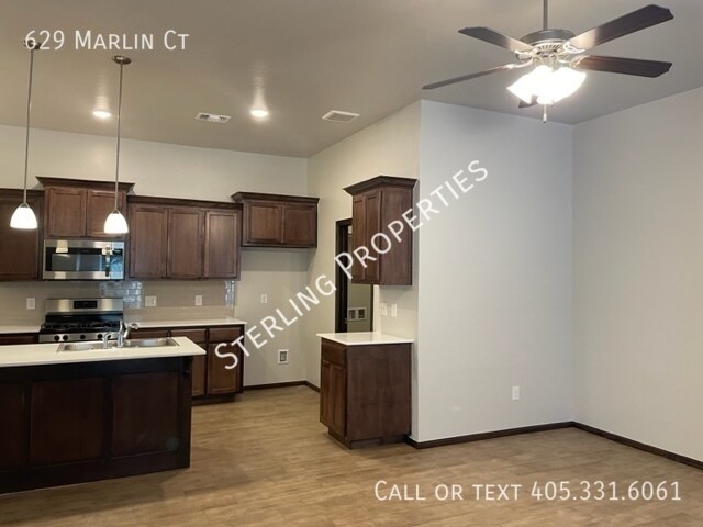 Foto del edificio - 629 Marlin Ct