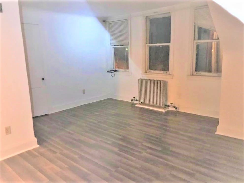 Building Photo - 2916 Churchview Ave