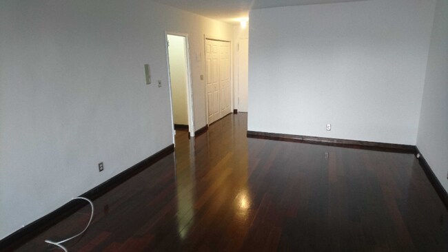 Foto del edificio - 444 Bedford St