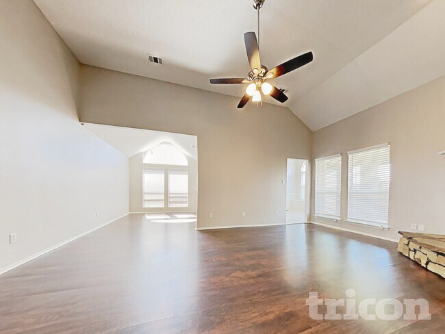 Foto del edificio - 1625 Meadow Lark Ln
