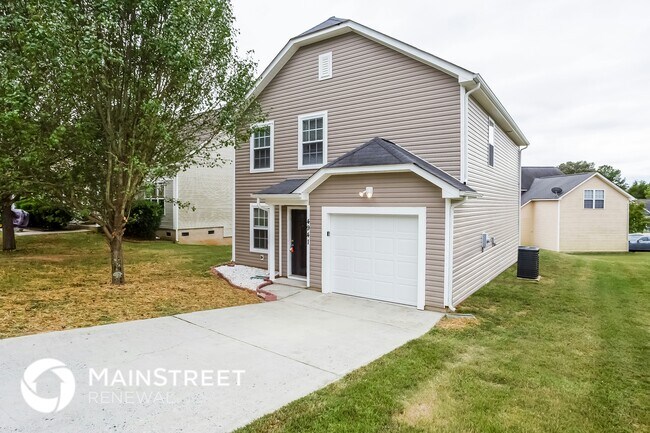 Building Photo - 4941 Hawfield St