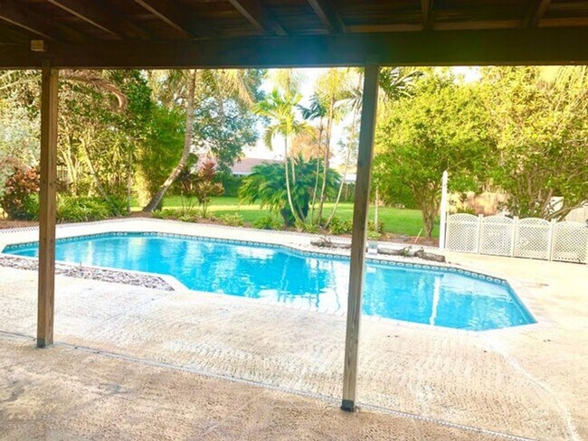 Photo - 107 Gibraltar St House