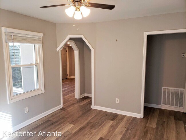 Foto del edificio - 3 br, 1 bath House - 2716 Mango Cir NW