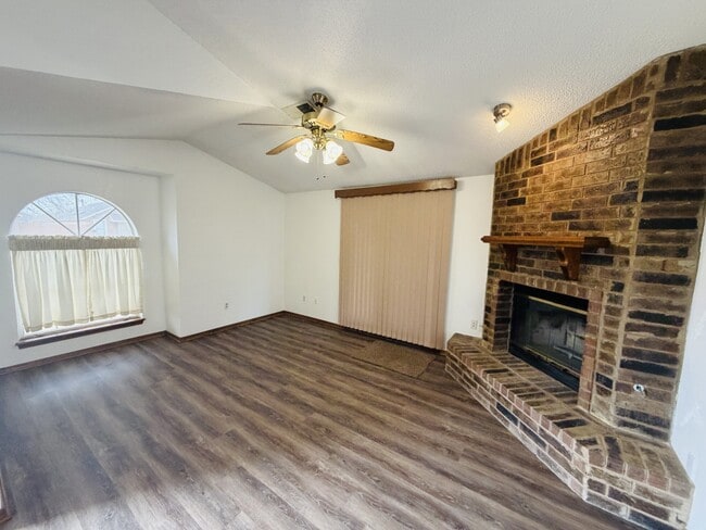 Photo - 2138 Lonnie Ln House