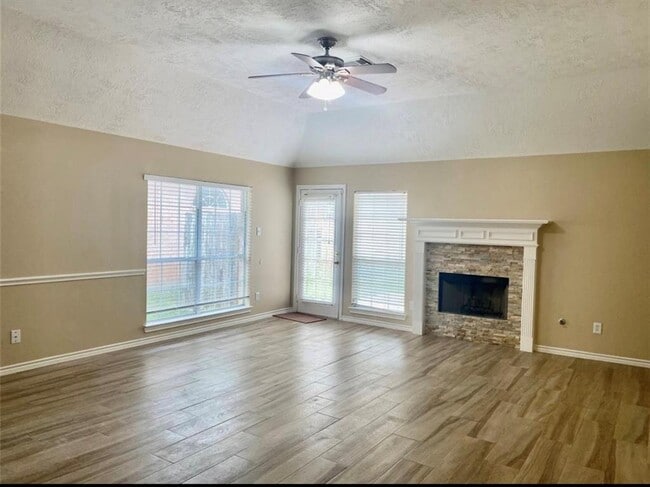 Building Photo - 5618 Indigo Trails Dr