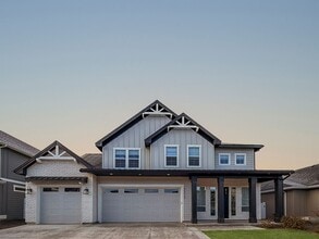 Building Photo - 7773 W Cardinal Dr