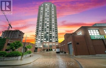 Building Photo - 1410 Dupont St