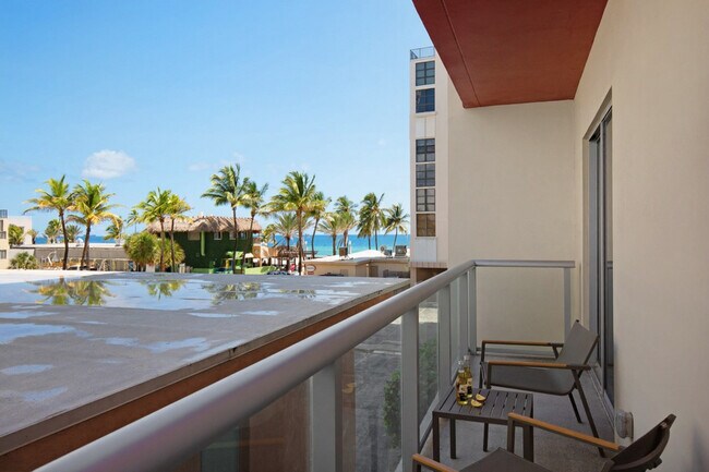 Foto del edificio - 777 N Ocean Dr