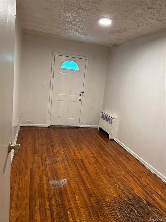 Building Photo - 2818 Olinville Ave